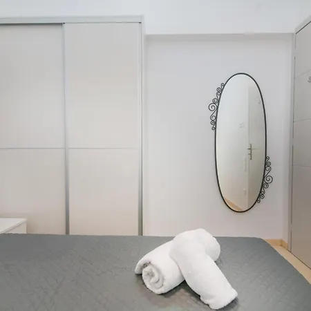 Blue View House 1 - Ysternia Bay - 2br Seafront Istérnia