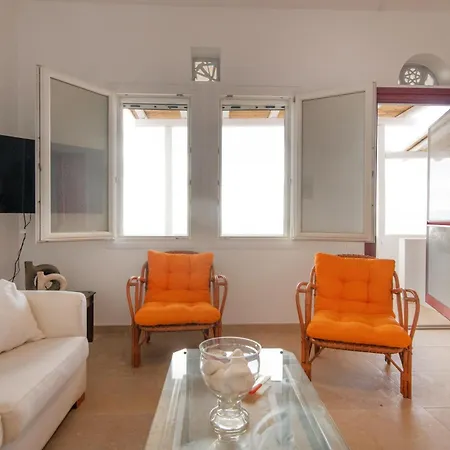 Blue View House 1 - Ysternia Bay - 2br Seafront Istérnia