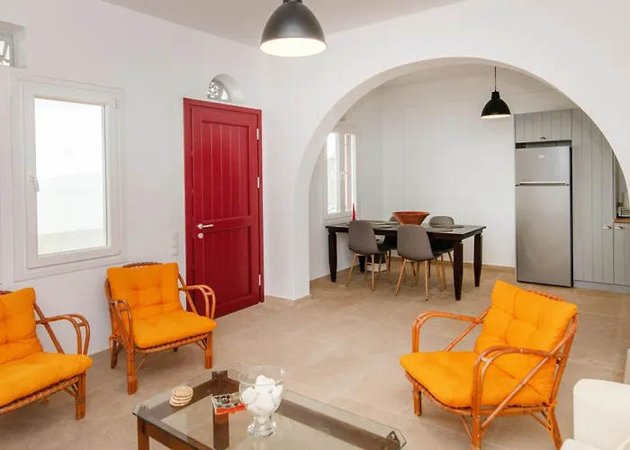 Blue View House 1 - Ysternia Bay - 2br Seafront