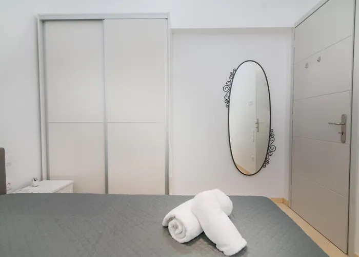 Blue View House 1 - Ysternia Bay - 2br Seafront Istérnia