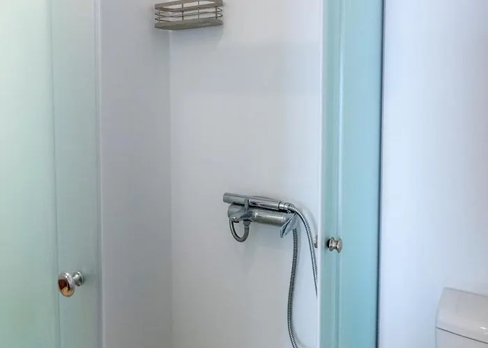 Blue View House 1 - Ysternia Bay - 2br Seafront *